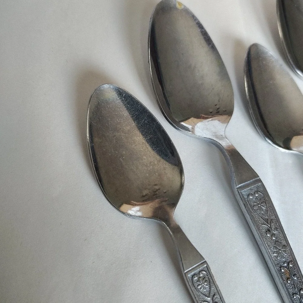 RIVIERA Cordova Stainless Flatware 4 Spoons Floral Filigree Tablespoon Teaspoon